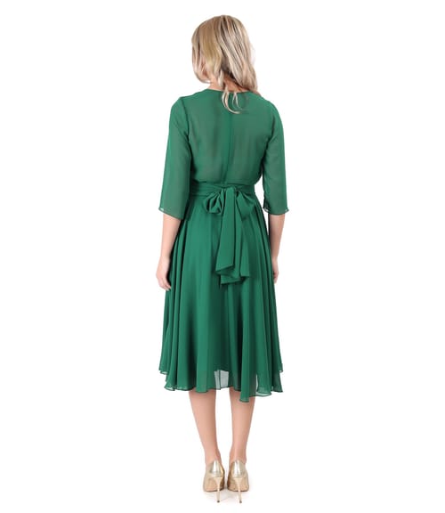 Tinuta de ocazie cu rochie din voal si esarfa brau