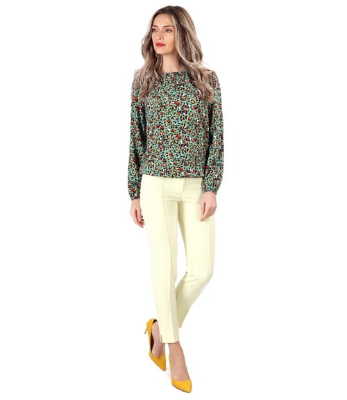 Bluza din viscoza cu patnaloni pana