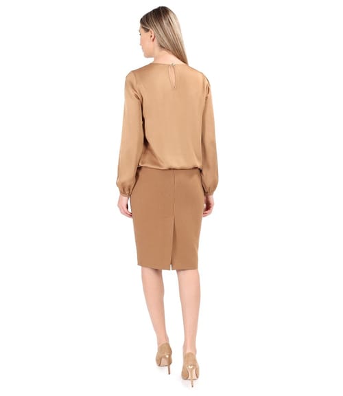 Fusta office cu bluza din viscoza satinata