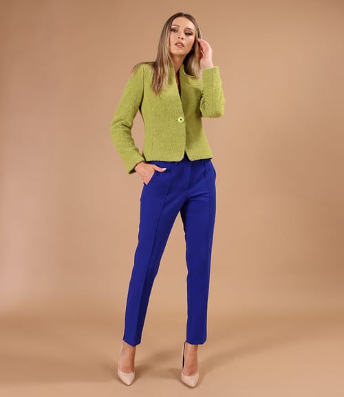 Tinuta eleganta cu sacou din bucle cu lana si alpaca si pantaloni pana