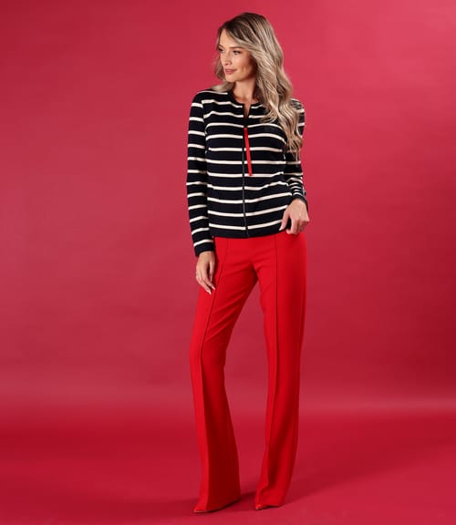 Bluza din jerse cu dungi si pantaloni evazati