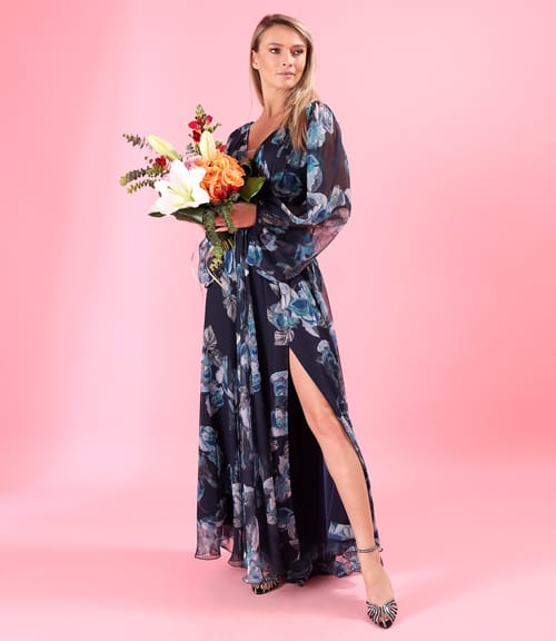 Rochie lunga de seara din voal fin imprimat cu motive florale