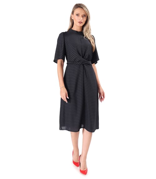 Rochie eleganta cu cordon rasucit in talie