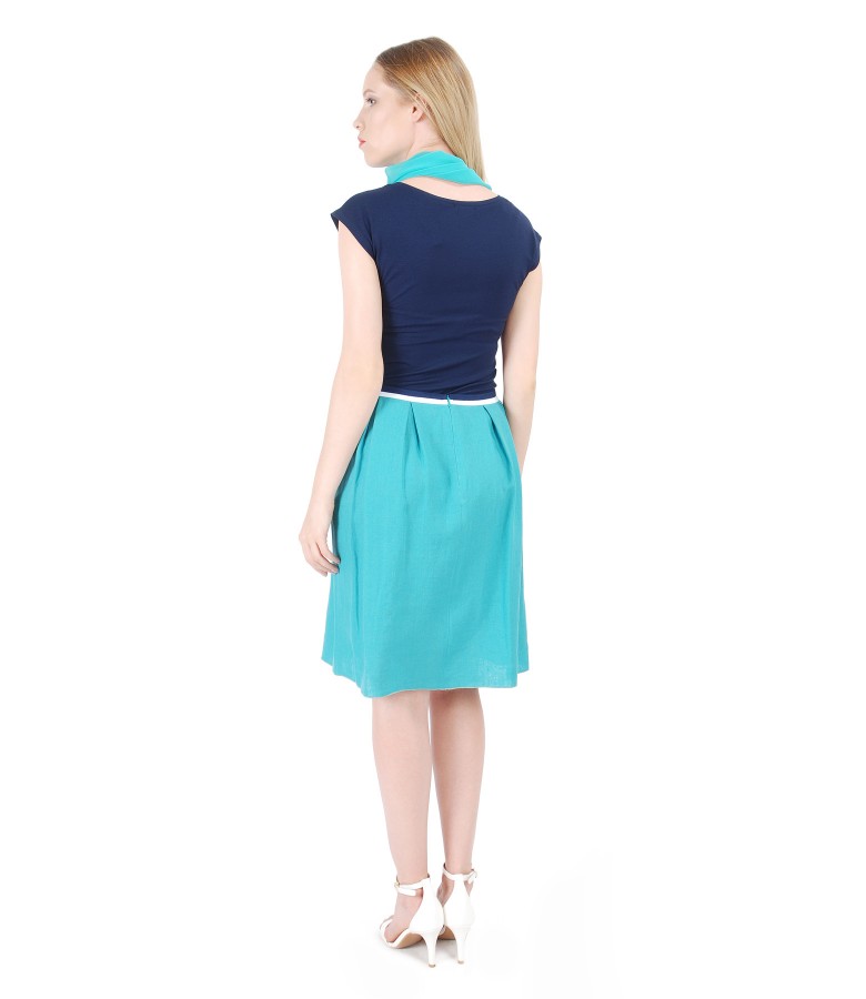 Tinuta casual cu bluza din jerse uni si fusta din in