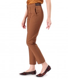 Pantaloni din bumbac elastic cu banda elastica decorativa