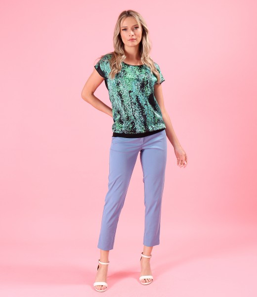Bluza lejera cu fata din matase naturala cu pantaloni pana