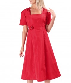 Rochie evazata din tafta cu floare in talie
